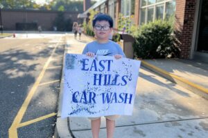 East Hills fifth-grade car wash